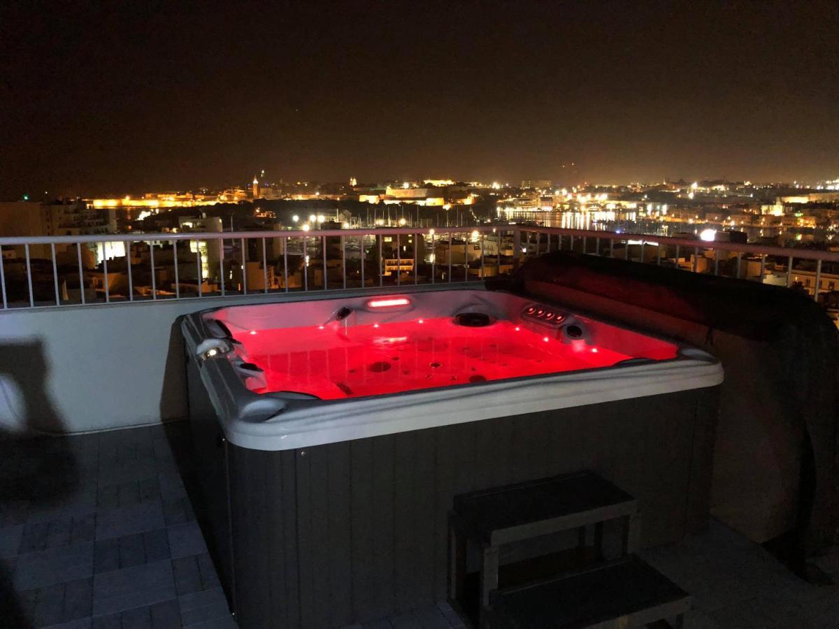 Wonderful Apartments With Shared Jacuzzi And Panorama Rooftop Gzira Luaran gambar