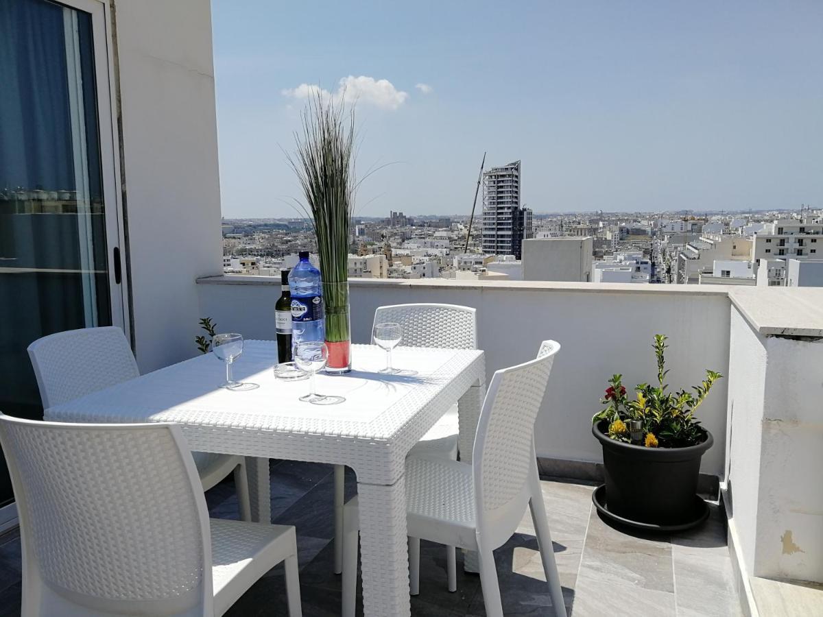 Wonderful Apartments With Shared Jacuzzi And Panorama Rooftop Gzira Luaran gambar