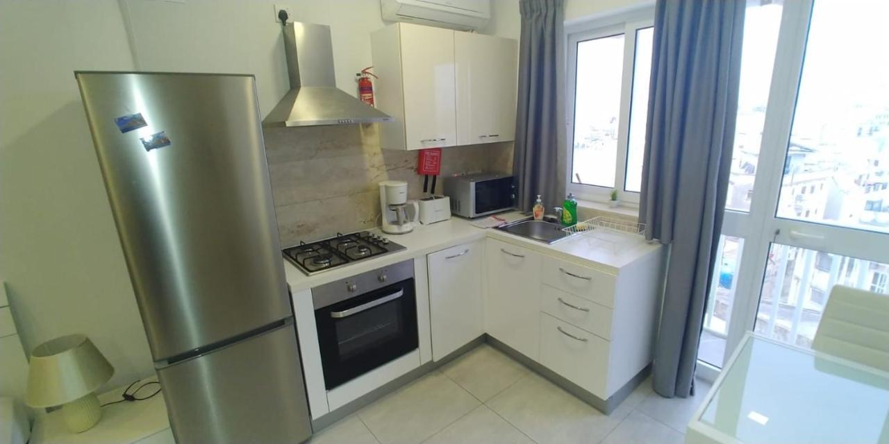 Wonderful Apartments With Shared Jacuzzi And Panorama Rooftop Gzira Luaran gambar