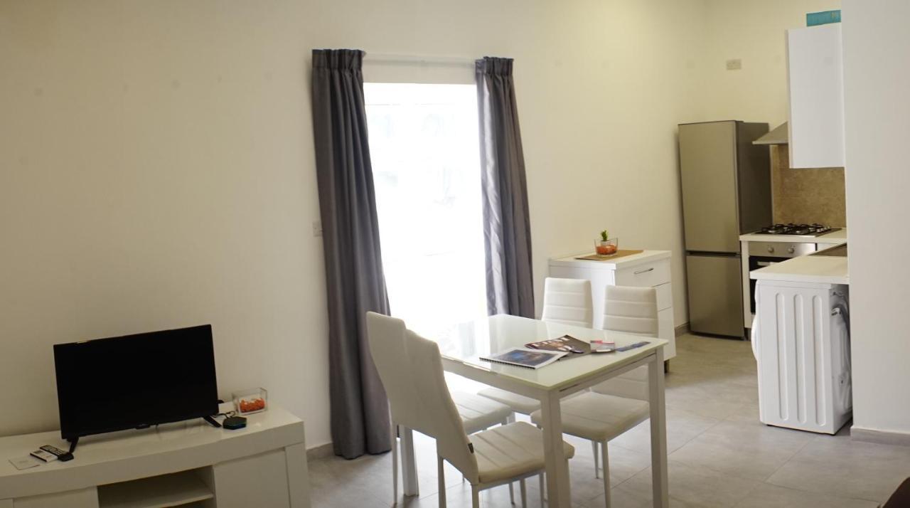 Wonderful Apartments With Shared Jacuzzi And Panorama Rooftop Gzira Luaran gambar