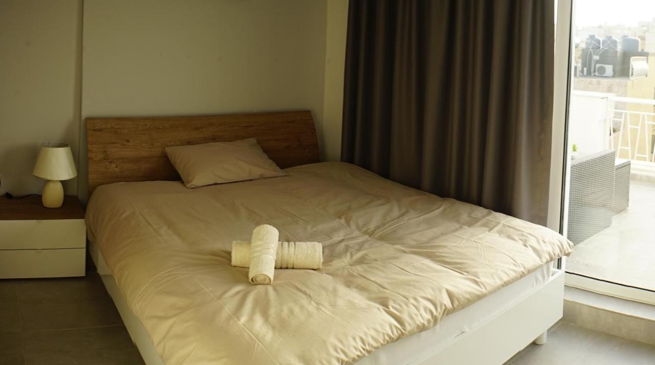 Wonderful Apartments With Shared Jacuzzi And Panorama Rooftop Gzira Luaran gambar